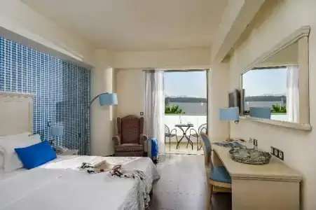 Angela Suites Boutique - 84