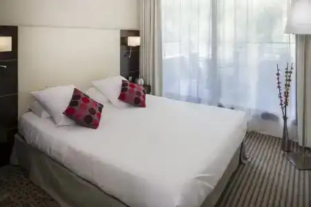Best Western Plus hôTel De l'Arbois - 42