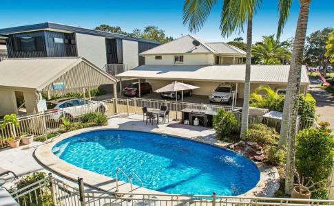 Noosa River Palms - 6