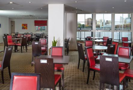 Holiday Inn Express Manchester - Salford Quays, An Ihg - 13