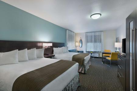 Oxford Suites - 5