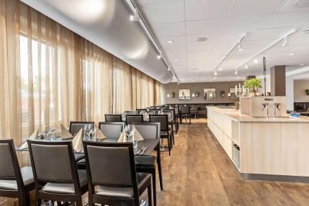 Best Western Plus Park Airport - 28