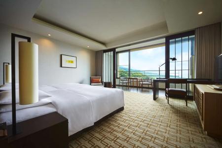 Hyatt Regency Hakone Resort and Spa - 2