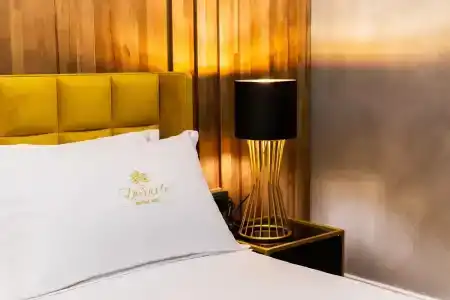 La Suite Boutique - 253