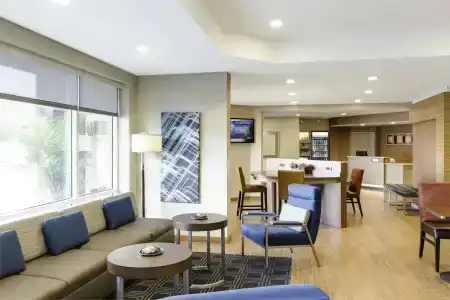 TownePlace Suites by Marriott Charleston-North Charleston - 4