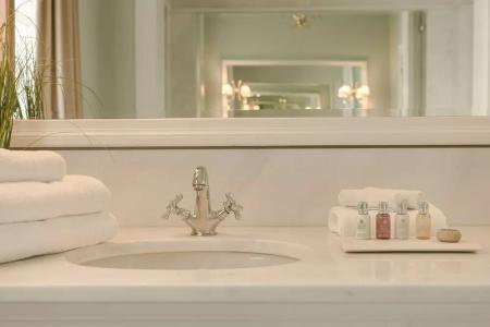 Noble Suites - 186