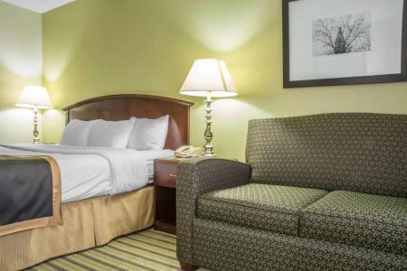 Quality Inn - 42