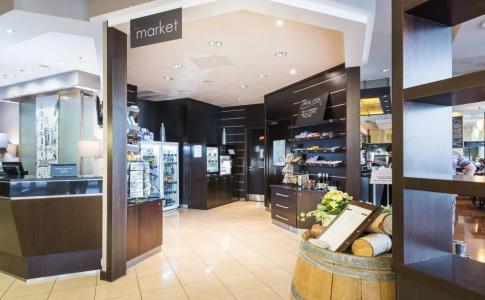 Courtyard by Marriott Prague City - 19