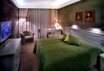 Residence & Club - 34