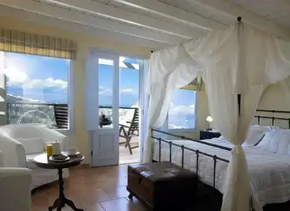 Suites of the Gods Cave Spa - 1