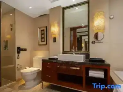 Celebrity City - 49