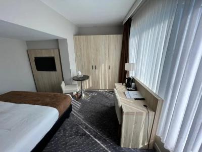 Best Western Royal Centre - 69