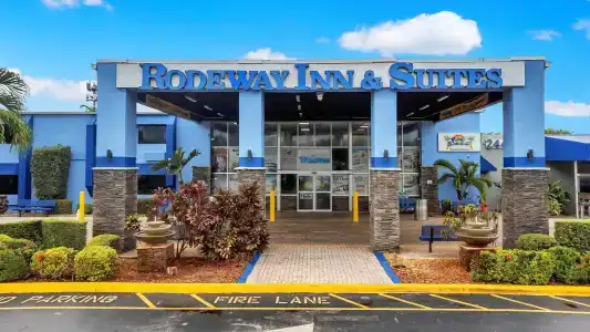 Rodeway Inn & Suites Fort Lauderdale Airport & Cruise Port - 0