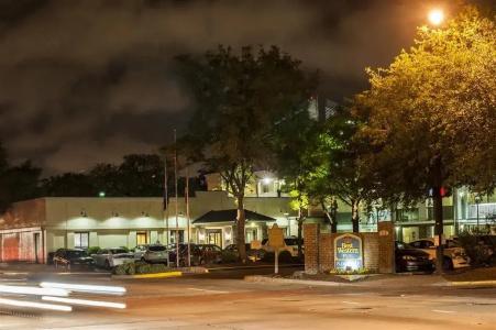 Best Western Savannah Historic District - 24