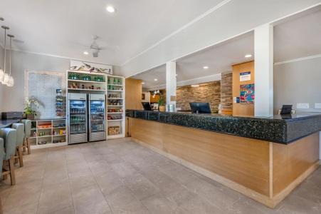 Best Western Plus - 28