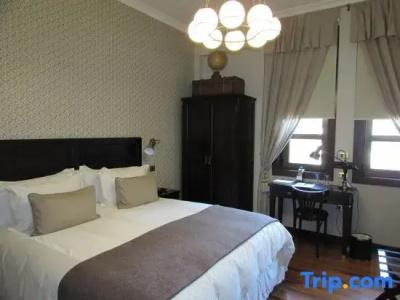 Boutique Castillo Rojo - 163
