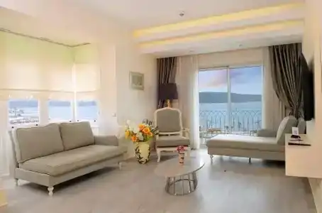 DoubleTree by Hilton Cesme Alacati Beach Resort - 21