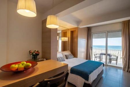 Le Rose Suite - 129