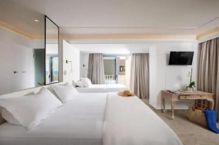 Parthenis Beach, Suites by the Sea - 42
