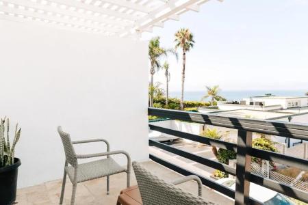 Seaside Laguna Inn & Suites - 78