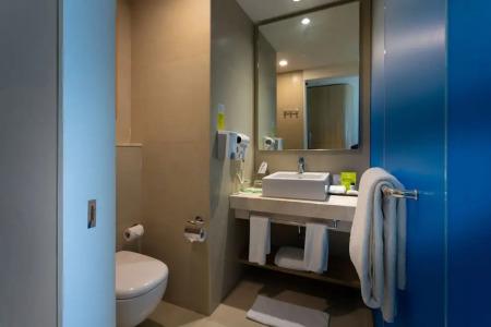 Holiday Inn Bengaluru Racecourse, An Ihg - 31