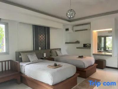 Ac 2 Resort - 220