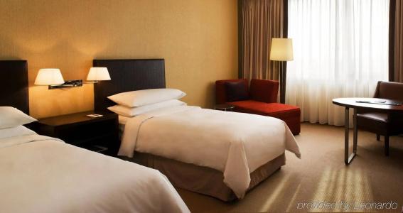 Sheraton Poznan - 43