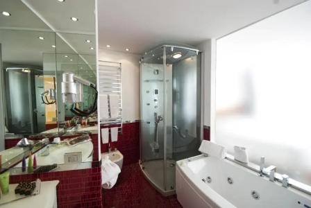 Waldorf- Premier Resort - 135