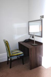 Hyde Park Boutique - 44