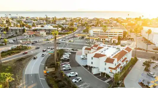Comfort Inn & Suites Beach - 21