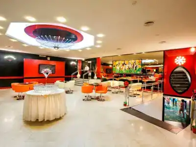Aro Palace - 24