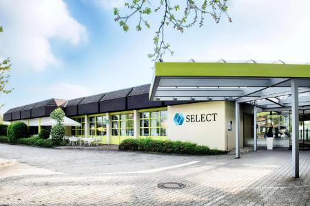 Select Erlangen - 30