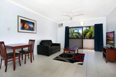 Cairns City Palms - 87