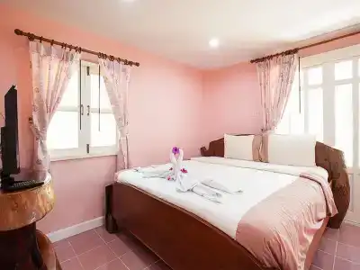 Chonnapha - 4