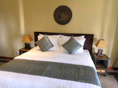 Beyond The Blue Horizon Boutique Bungalows - 43