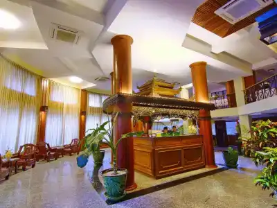 Shwe Ingyinn Mandalay - 0