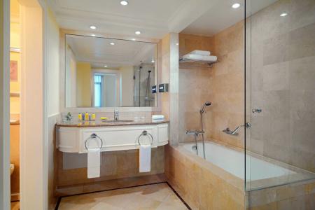 Lisbon Marriott - 7