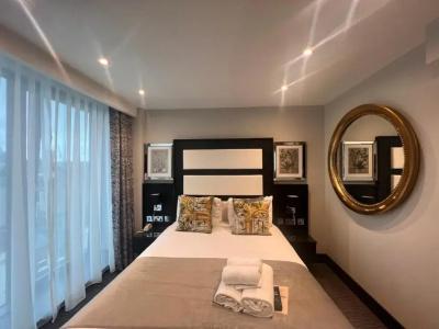 Hatton Garden - 65