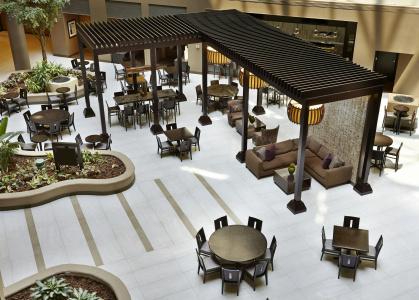 Embassy Suites by Hilton Crystal City National Airport - 29
