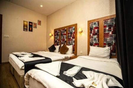 La Pazza Suites - 44