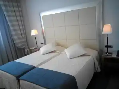 Papillos & Resorts Roma - 3