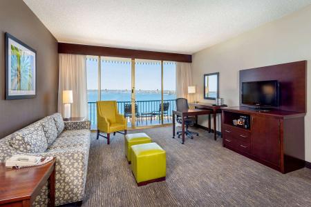 Wyndham San Diego Bayside - 2