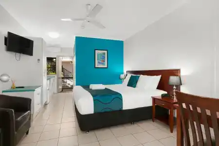 Cairns City Palms - 4