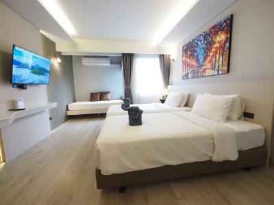 Le Naview @Prasingh - 36