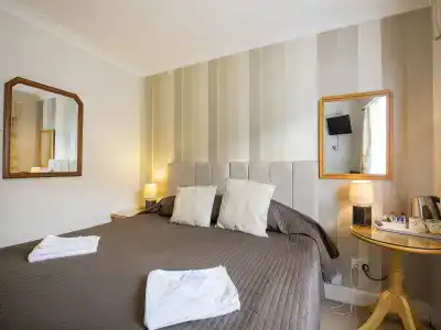Oyo Arden Guest House - 5