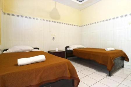 Gora Beach Inn - 25