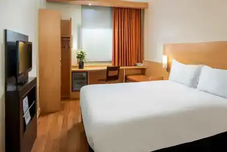 Ibis Izmir Alsancak - 17
