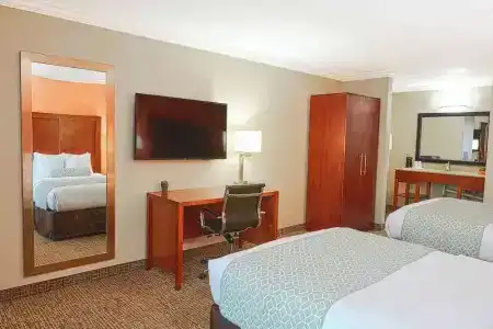 Comfort Inn Near Old Town Pasadena In Eagle Rock Ca - 7