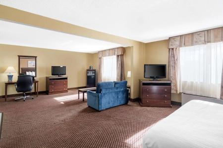 Quality Inn & Suites University Area - 45