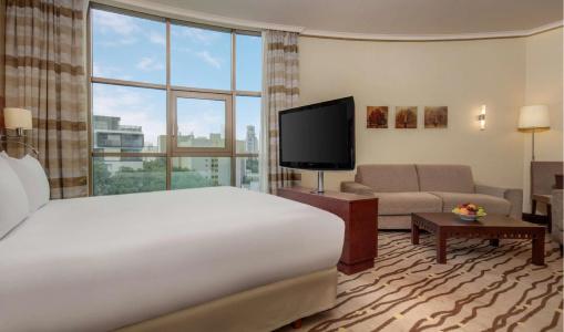DoubleTree by Hilton Bratislava - 54